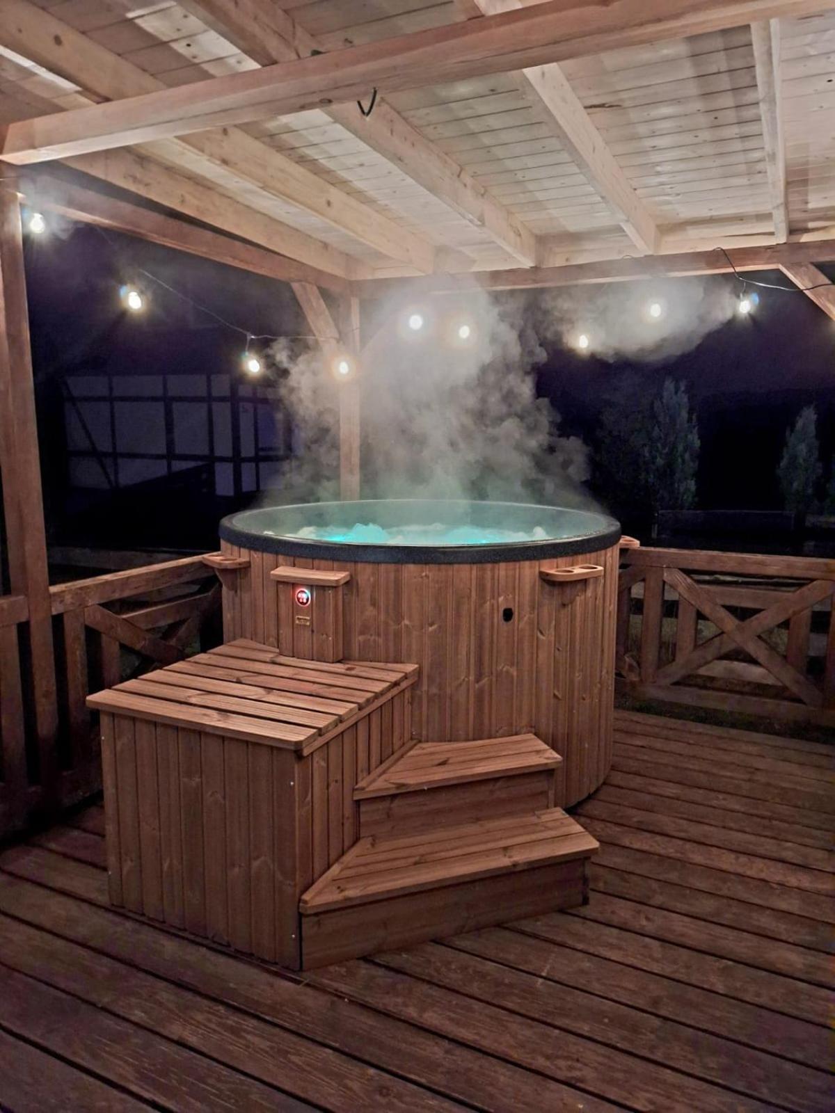 Pastelowy Domek Z Balia Elektryczna Z Jacuzzi Zalakowo Eksteriør billede